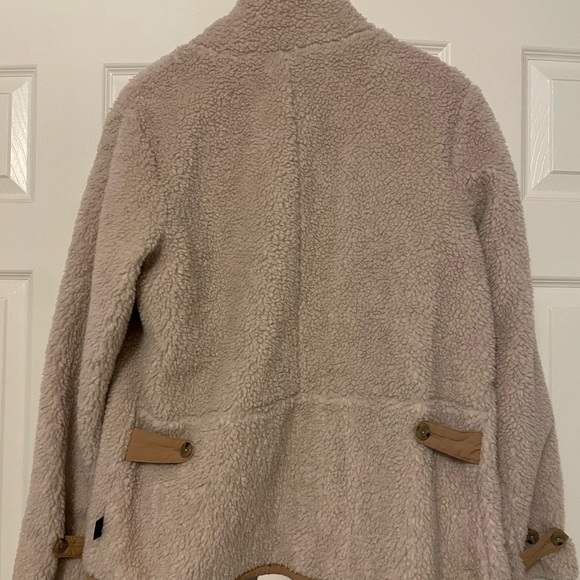 Patagonia large jacket women’s divided sky jacket - Picture 6 of 10